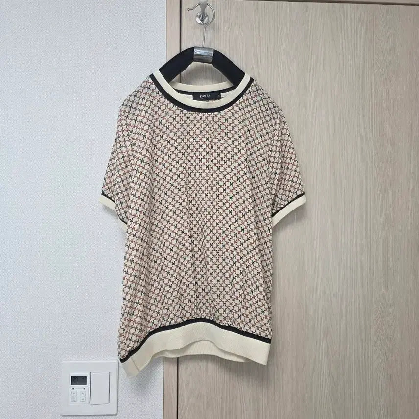 [BUNJANG] Collar Pattern Short Sleeve Chiffon Blouse - Size 55 / 카라 얇은쉬폰  모던시크 패턴 반팔 55사이즈