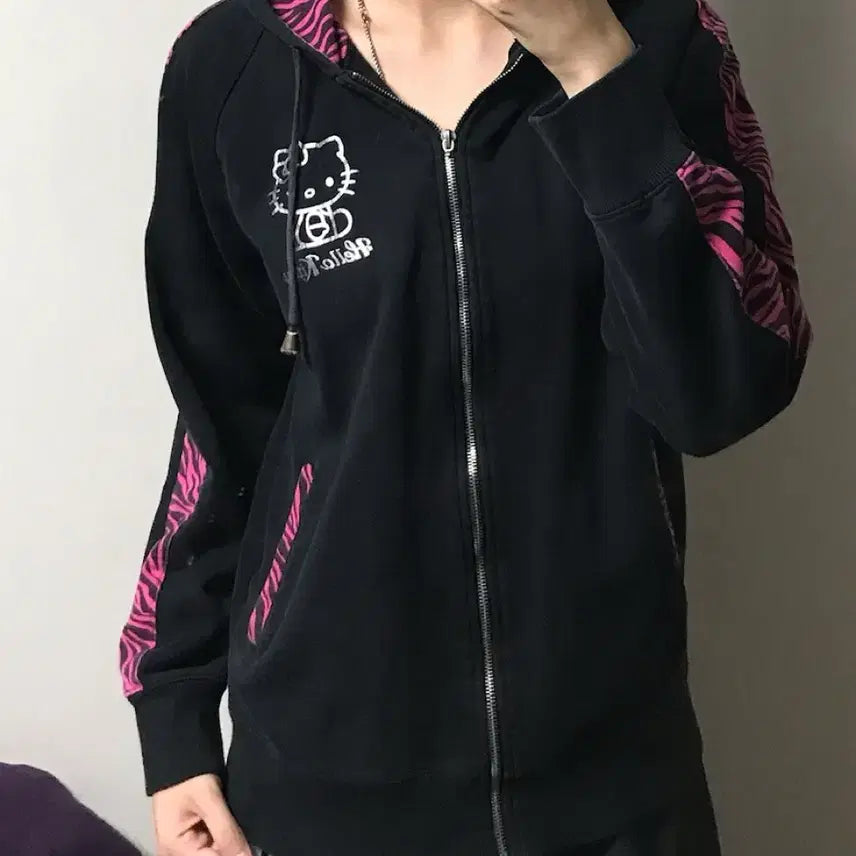 [BUNJANG] Qoob Vintage Hello Kitty Vintage Hooded Zip-Up / 큐빈티지샵 헬로키티 빈티지 후드집업