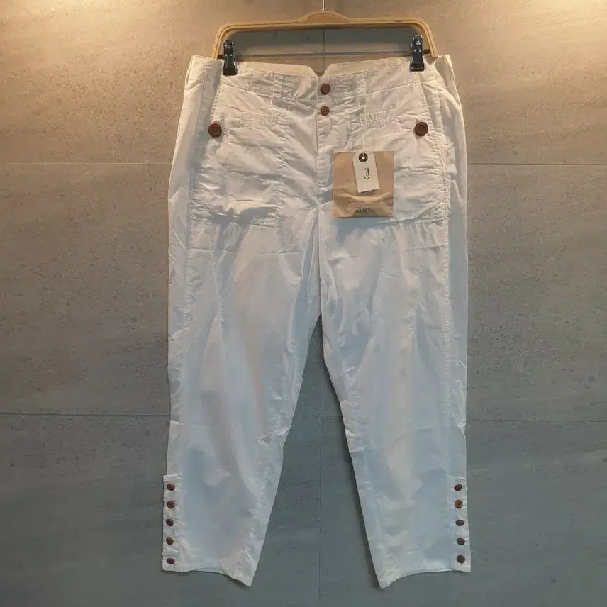 [BUNJANG] Jieor White Crop Pants / 미착 Jieor. 화이트 크롭 팬츠.