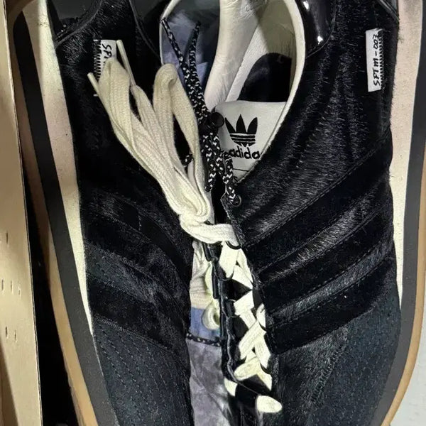 [BUNJANG] Adidas Song for the Mute Sneakers / 아디다스 송포더뮤트