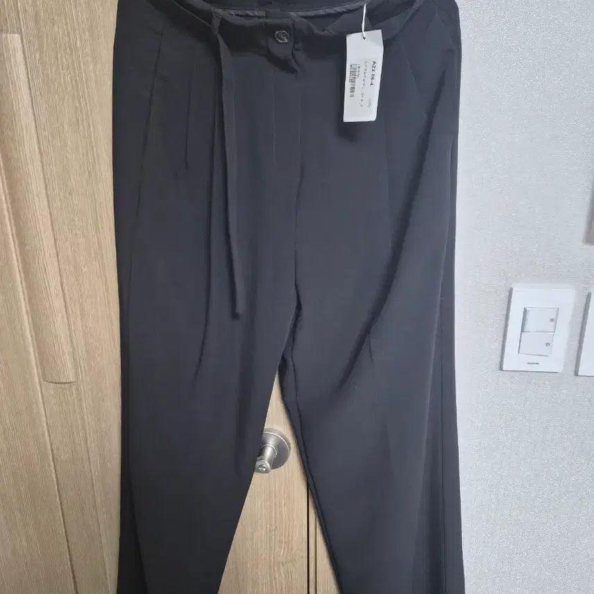 [BUNJANG] Autumn Slacks, Size M / 가을슬랙스 M 새거
