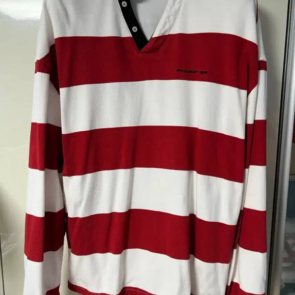 [BUNJANG] Project GR Drawen Back V-Neck Polo Shirt Red / [1]프로젝트gr 드로운 백 브이넥 폴로 셔츠 레드