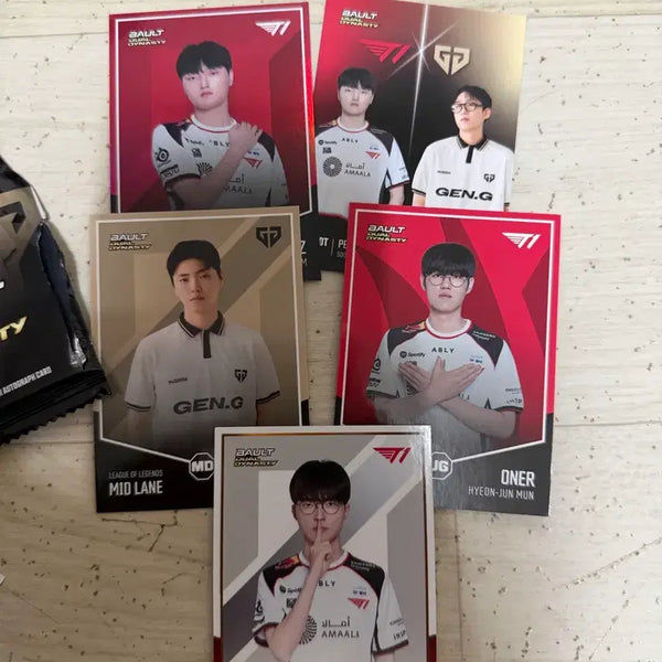 [BUNJANG] BAULT T1 x Gen.G Photocard Set / BAULT T1홈그 T1xGenG 포토카드