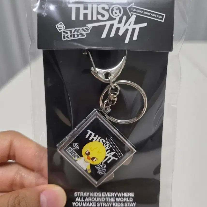 [BUNJANG] Stray Kids This & That Pop-Up Acrylic Mirror Keyring / 스키즈 This & that 팝업 뽁아리 거울키링