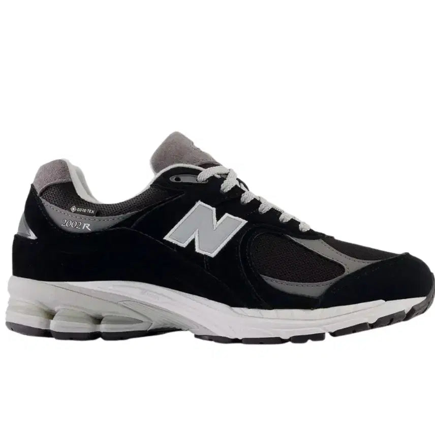 [BUNJANG] New Balance 2002R Gore-Tex Black Silver Metallic Men's Shoes 290 / 뉴발란스 2002 고어텍스 블랙실버 290
