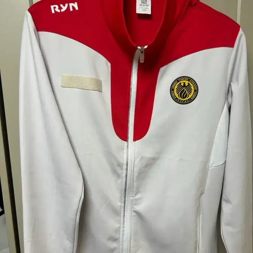 [BUNJANG] ROK Armed Forces Sports Division Zip-up Training Jacket / 국군체육부대 집업