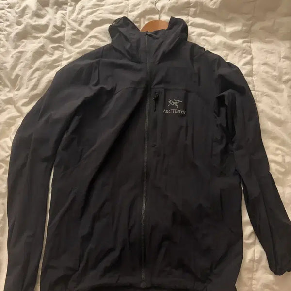 [BUNJANG] Arc'teryx Squamish Hoody Windbreaker S / 아크테릭스 스쿼미시 후디 바람막이 S