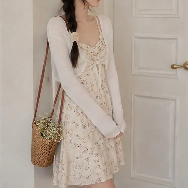 [BUNJANG] Buttercream Floral Spaghetti Strap Dress / 새상품 ) 버터크림 플라워 끈나시 원피스 S-M / 뒤 스모킹 밴딩, 허리끈