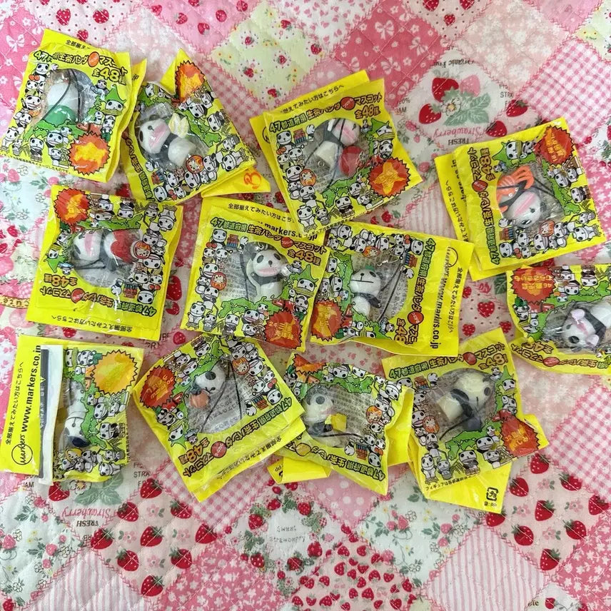 [BUNJANG] Classic Sheng Cha Panda Mini Figure Keychain Bundle Set / 고전 생차판다 미니 피규어 키링 12종 일괄
