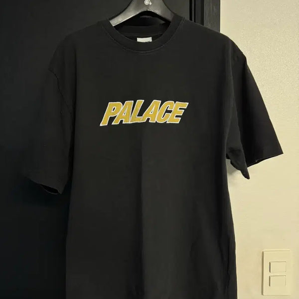 [BUNJANG] Palace Black T-Shirt Size M / 팔라스 반팔 M
