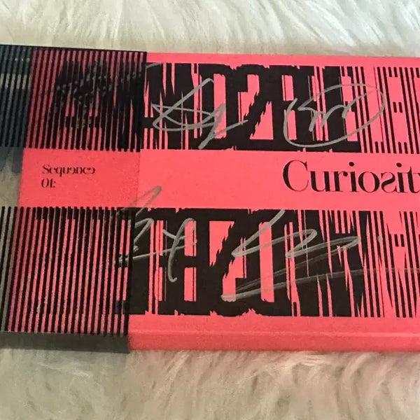 [BUNJANG] AND2BLE Autographed Album 'Curiosity' / 앤더블 AND2BLE 친필 싸인 앨범