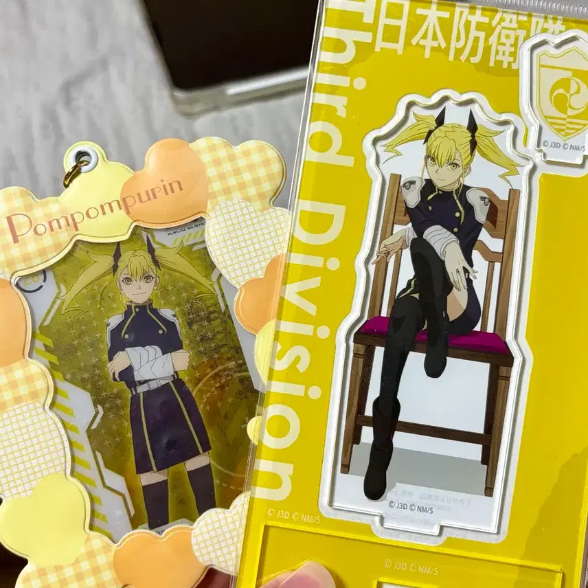 [BUNJANG] Kaiju No. 8 Shinomiya Kikoru Acrylic Stand & Clear Card Bundle / 괴수 8호 시노미야 키코루 아크릴 스탠드 클리어 카드 일괄