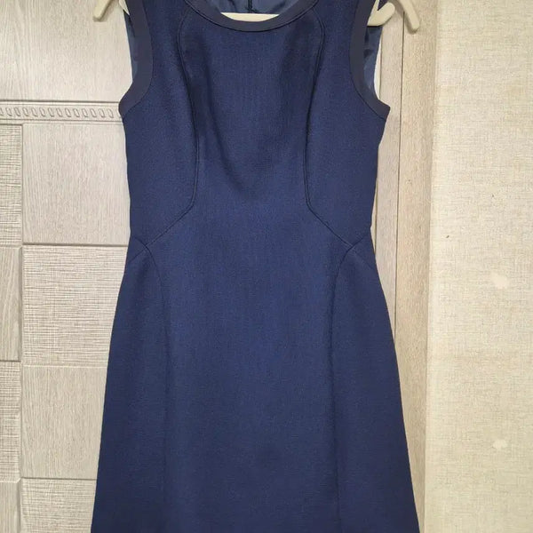 [BUNJANG] LINE Navy Sleeveless Dress Size 2 / LINE 네이비 민소매 원피스 2