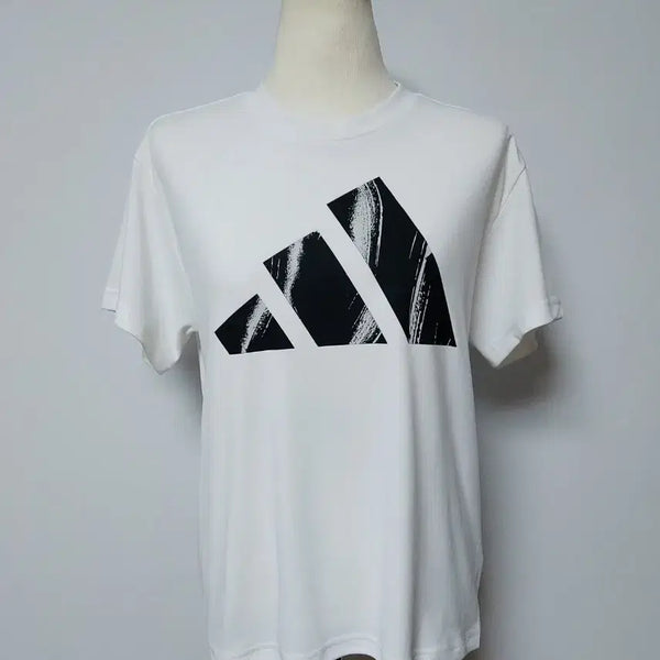 [BUNJANG] Adidas Run It Brand Love T-Shirt White / 아디다스 런 잇 브랜드 러브 티셔츠(95)