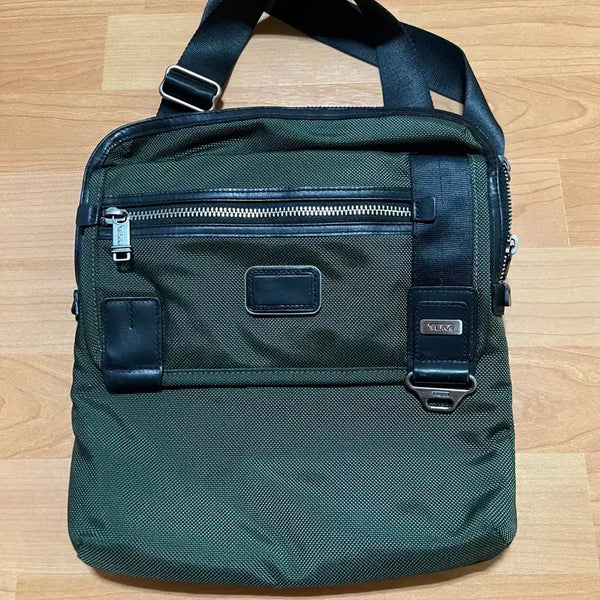 [BUNJANG] TUMI Alpha Bravo Flap Crossbody Bag / 투미(TUMI) 알파 브라보 플랩 크로스바디백
