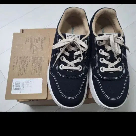 [BUNJANG] Lemont Lemat Black 240 Sneakers / 르무통 메이트 블랙 240