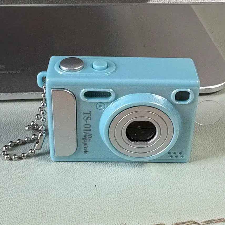[BUNJANG] Digital Camera Gachapon Charm / 디지털카메라 가챠 디카 가챠 키링