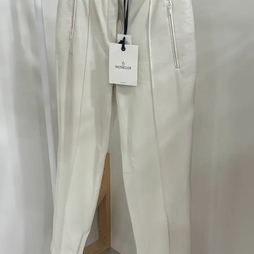 [BUNJANG] Moncler Women's Ivory Slacks Pants / 몽클레어 여성팬츠