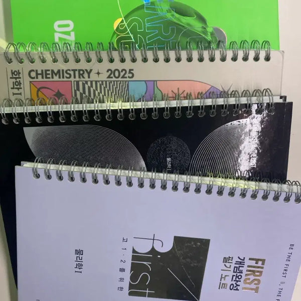 [BUNJANG] Bae Ki-beom, Jeong Hoon-gu, Oh Ji-hoon Lecture Notes (Physics I, Chemistry I, Earth Science I) / 필기노트(배기범,정훈구,오지훈)
