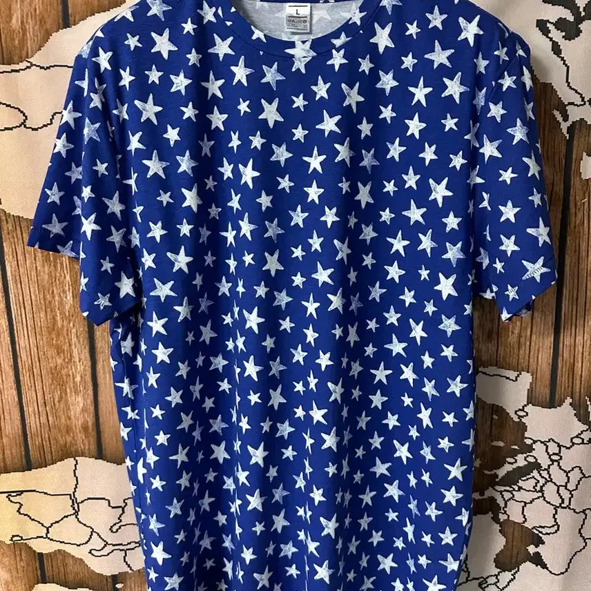 [BUNJANG] Vintage Blue All-Over Star Pattern Short Sleeve T-Shirt (L, New) / 빈티지 블루 올오버 스타 패턴 반팔 티셔츠 L 새상품