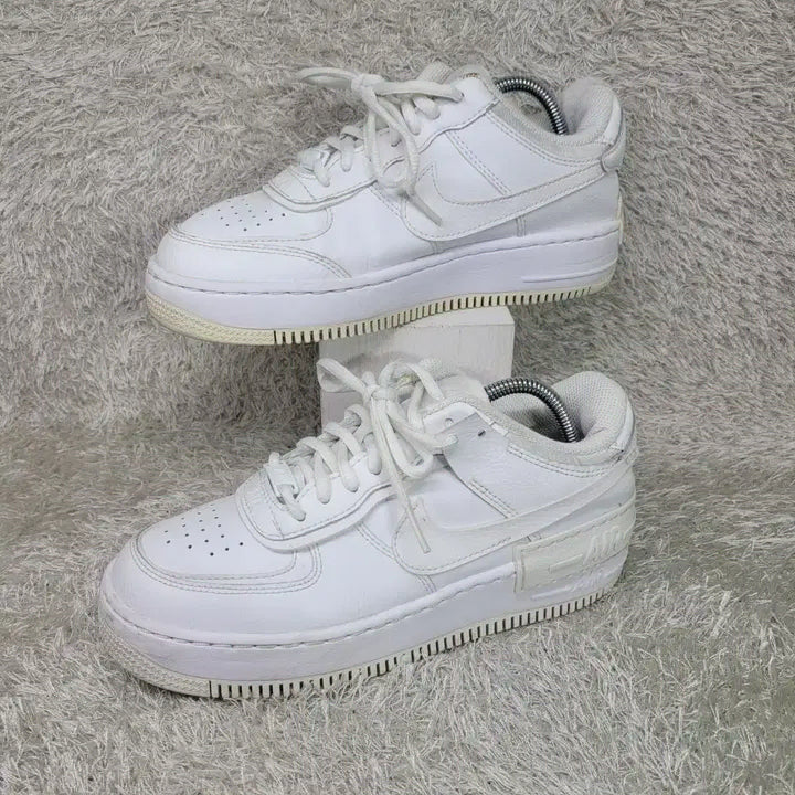 [BUNJANG] Nike Air Force 1 Shadow Sneakers / 240 나이키 에어포스1 쉐도우 스니커즈
