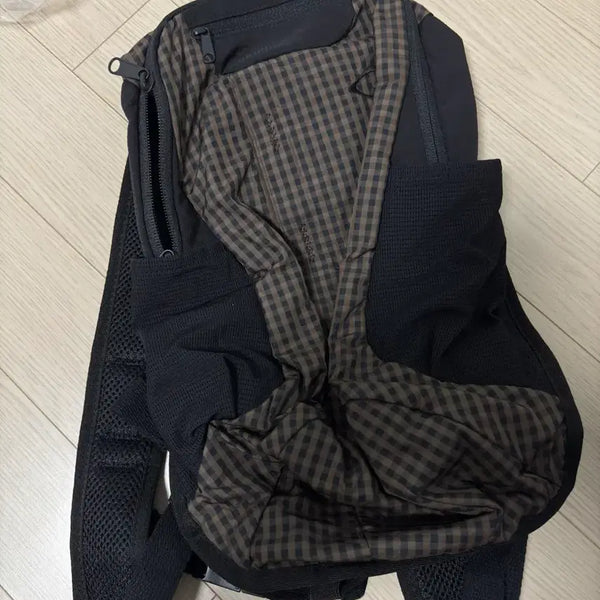 [BUNJANG] Mischief Backpack / 미스치프 백팩