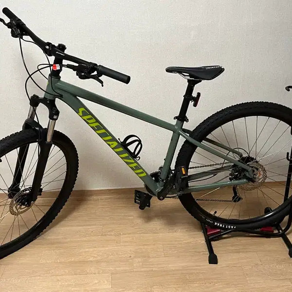 [BUNJANG] Specialized 2025 Rockhopper 29" MTB Olive Green / 스페셜라이즈드 25년 락하퍼 29인치 올리브그린 MTB