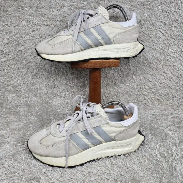 [BUNJANG] Adidas Retropy E3 W Sneakers / 230 아디다스 레트로피 E3 W 스니커즈