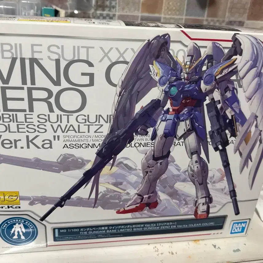 [BUNJANG] MG 1/100 Wing Gundam Zero EW Ver.Ka Clear Color / MG 1/100 윙건담 제로 EW Ver.Ka 클리어 컬러