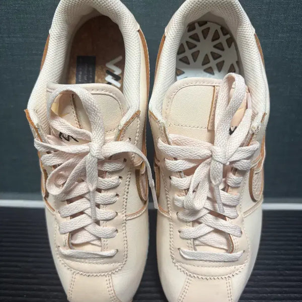[BUNJANG] Nike Women's Cortez Premium 'World Make Mexico' (US 7.5 / 245mm) / [정품/245] 나이키 우먼스 코르테즈 프리미엄 월드 메이크 멕시코 단품