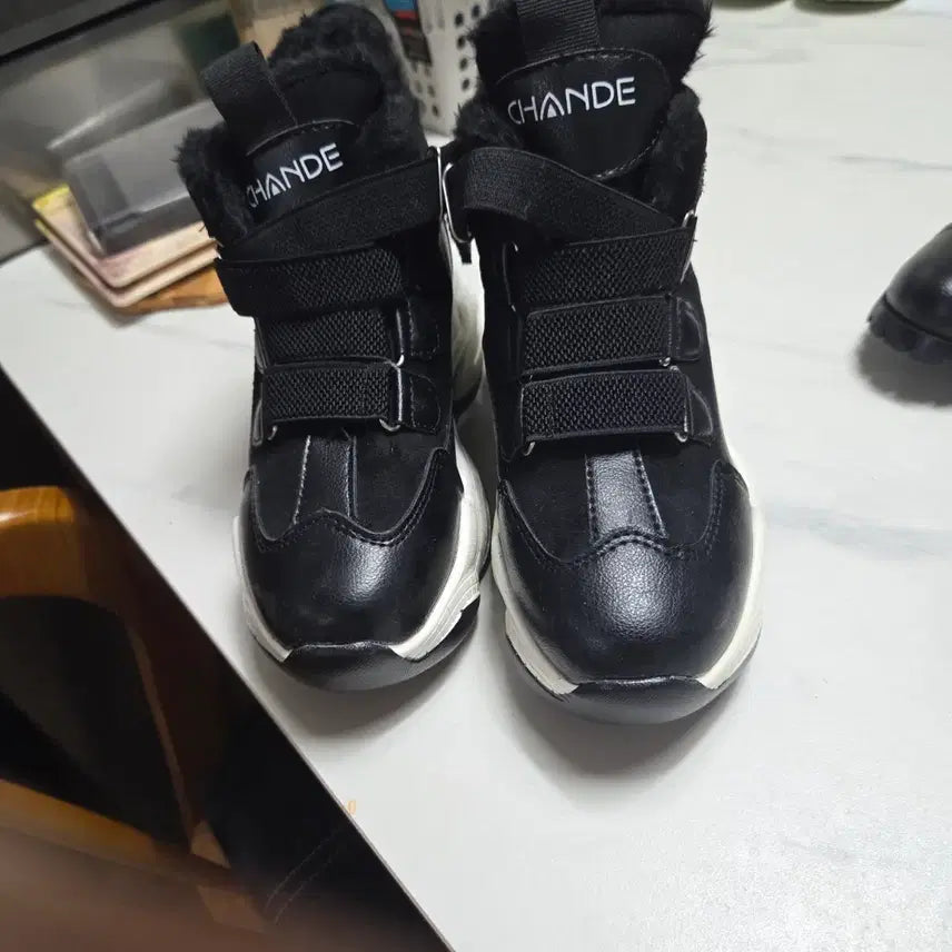 [BUNJANG] CHANDE Women's Boots Size 230 / 여성 부츠 230사이즈