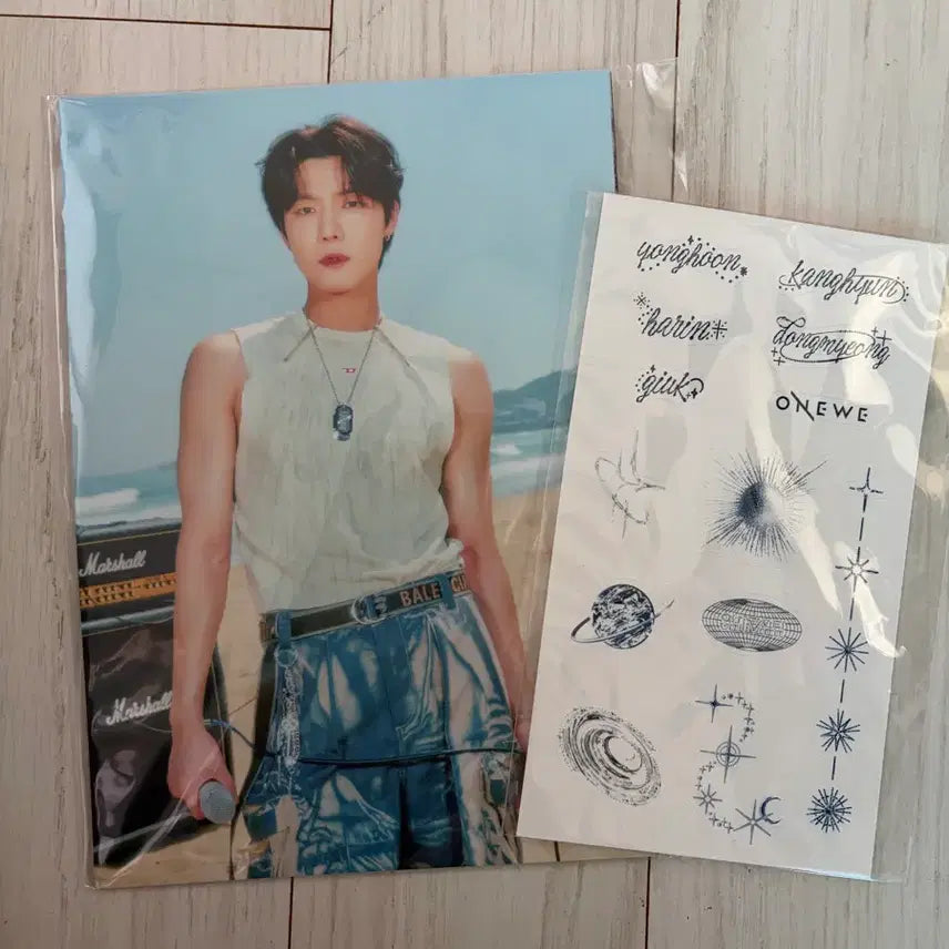 [BUNJANG] ONEWE Yonghoon Photo & Tattoo Sticker / 원위 용훈 포토 & 타투 스티커