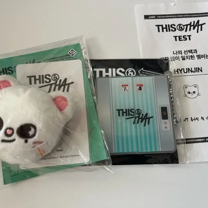 [BUNJANG] Stray Kids THIS & THAT Genielet Magnetic Holder & Keyring Bundle Set / 스트레이키즈 THIS &THAT 디스앤댓 팝업 지니렛 마그네틱 홀더와 키링