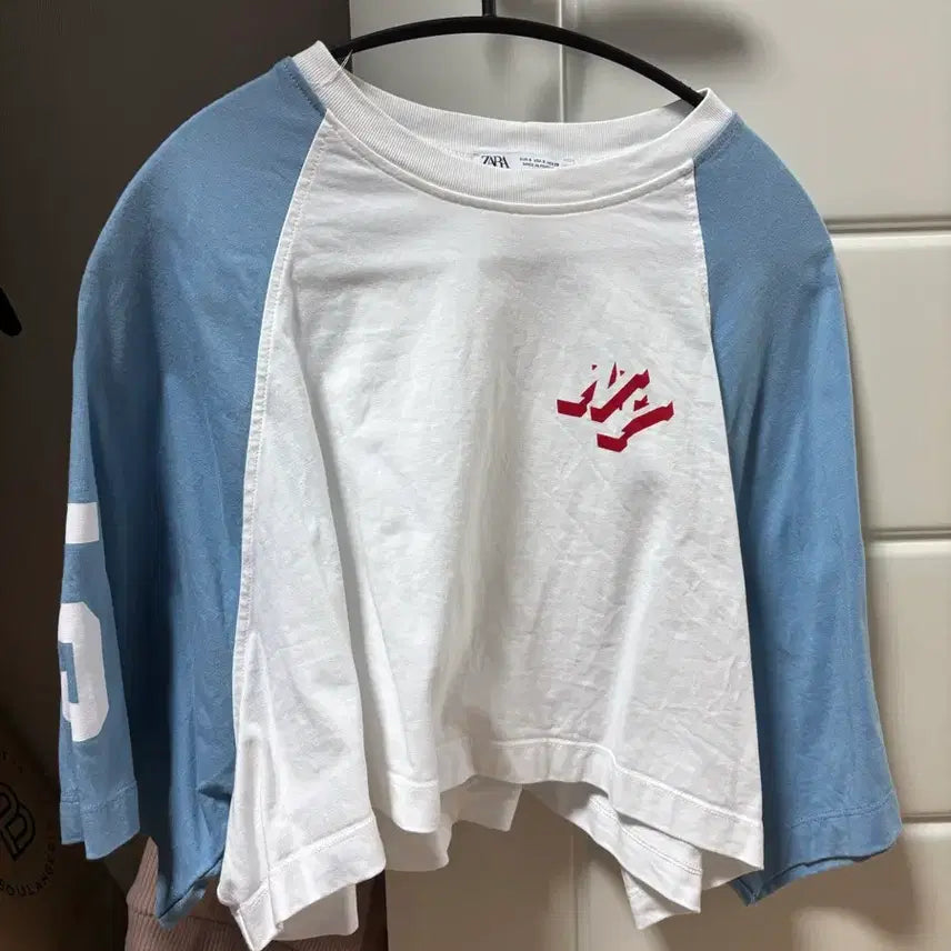 [BUNJANG] Zara Cropped T-Shirt / 자라 크롭티셔츠