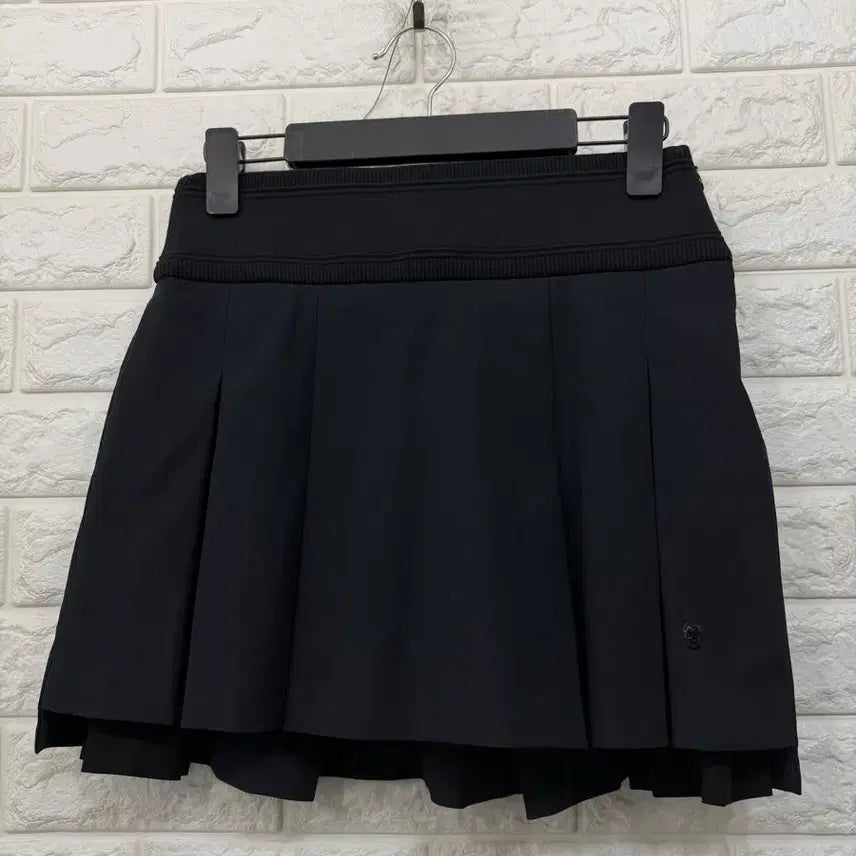[BUNJANG] Amazingcree Essential Pleats Skirt S / 어메이징크리 에센셜 플리츠 스커트 S
