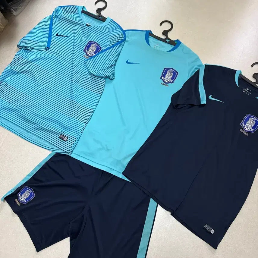 [BUNJANG] South Korea National Team Training Apparel Set (2XL) / 16-18 대한민국 트레이닝