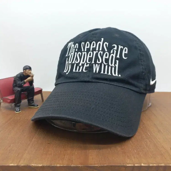 [BUNJANG] Nike Custom Move to Zero 6-Panel Baseball Cap with Lettering Embroidery / 나이키 정품 커스텀 무브투제로 6패널 야구 모자 레터링 자수 볼캡 블랙