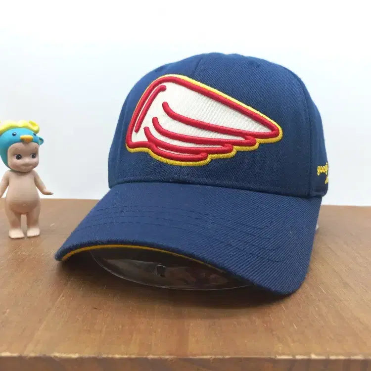 [BUNJANG] GOOGIMS COMPANY Y2K Fly Cap Wing Embroidery Flexfit Baseball Cap Navy / Y2K 구김스 컴퍼니 플라이캡 날개 자수 스냅백 플렉스핏 야구모자 네이비