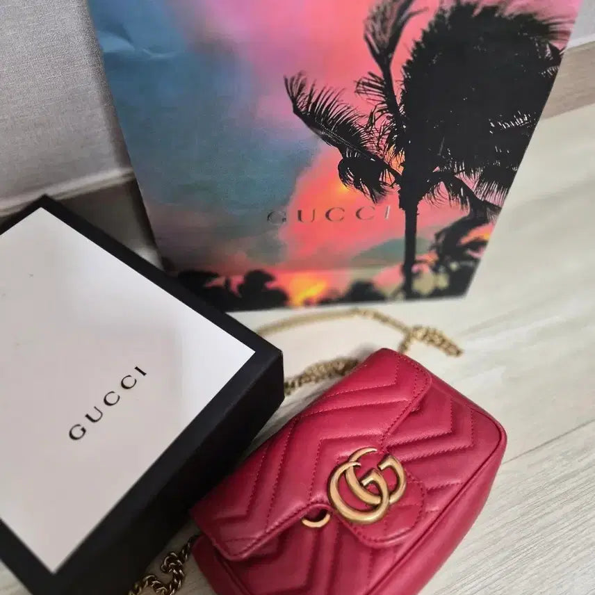 [BUNJANG] Gucci Supermini Crossbody Bag Red / 구찌슈퍼미니 레드