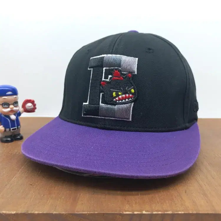[BUNJANG] Hatson Elstinko Monster Character Embroidered Hip Hop Baseball Cap Snapback / 햇츠온 엘스팅코 몬스터 캐릭터 자수 힙합 야구모자 스냅백 볼캡