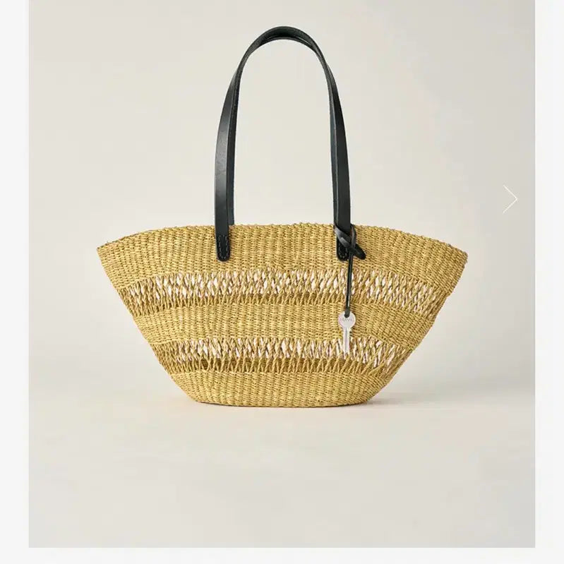 [BUNJANG] Urbanic Nyariga Tote Bag / 얼바닉 Nyariga Tote Bag