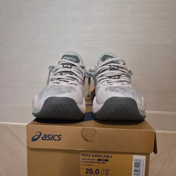[BUNJANG] ASICS Nova Surge Low 2 Basketball Shoes 250 / 아식스 노바 서지 로우 2 농구화 250