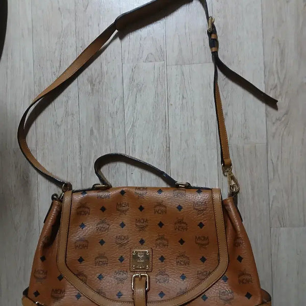 [BUNJANG] MCM Logo Pattern Leather Tote Shoulder Bag Brown / MCM 가방 토트백 숄더백 브라운