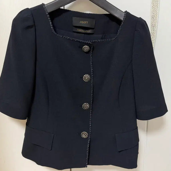 [BUNJANG] Jigott Navy Square Embellished Jacket / 지고트 네이비 스퀘어 장식 자켓  55