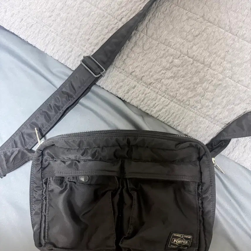 [BUNJANG] Porter Tanker Shoulder Bag Small Black / 포터탱커 숄도백 스몰