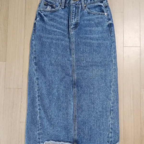 [BUNJANG] Guess Denim Long Skirt / [GUESS] 게스 데님 롱 스커트 24