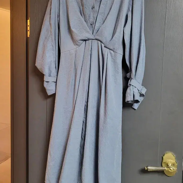 [BUNJANG] System Blue V-Neck Button Detail Shirred Waist Long Dress / 한섬시스템롱원피스