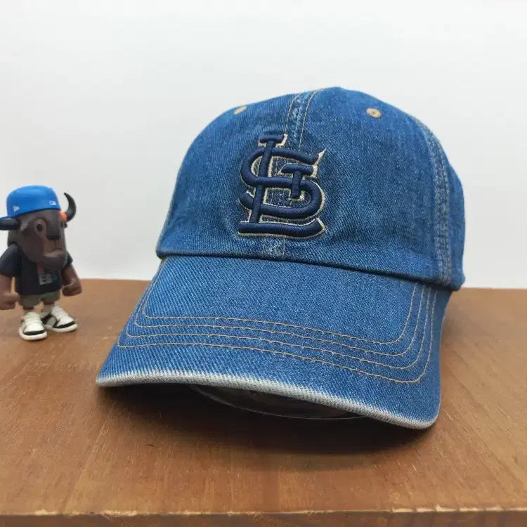 [BUNJANG] MLB 00s Vintage St. Louis Cardinals Denim Leather Strap Baseball Cap Indigo Blue / MLB 00s 빈티지 세인트루이스 카디널스 데님 가죽 스트랩 야구 모자 볼캡 인디고 블루