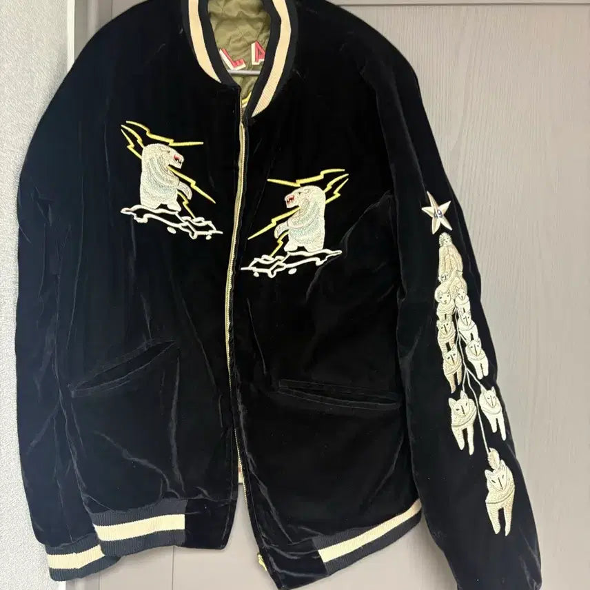 [BUNJANG] Bronson Alaska Reversible Souvenir Jacket XL / 브론슨 알래스카 리버시블 수베니어 자켓 XL