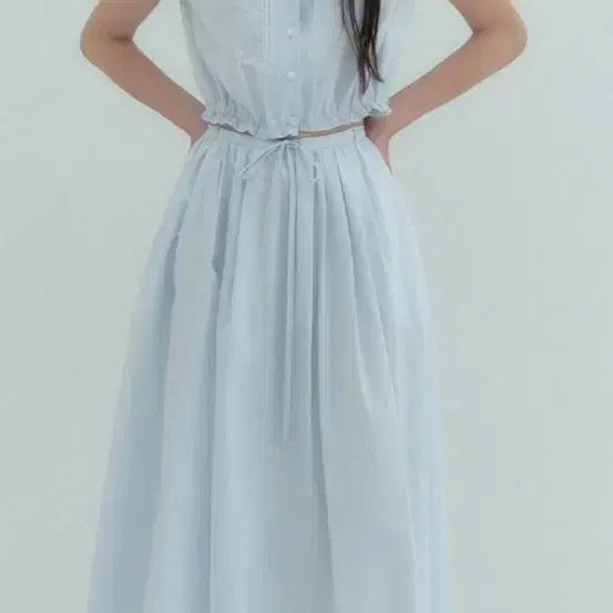 [BUNJANG] Flooum Sky Blue Collar Blouse + Long Skirt Set / 하늘색 카라 블라우스 + 롱 스커트 세트, 플로움